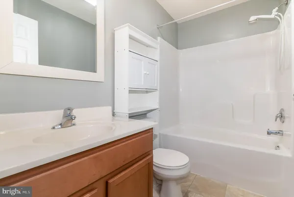 $1,995 | 3038 Meridian Cmns, Unit D, Mechanicsburg, PA 17055