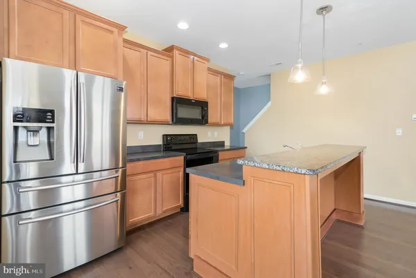 $1,995 | 3038 Meridian Cmns, Unit D, Mechanicsburg, PA 17055