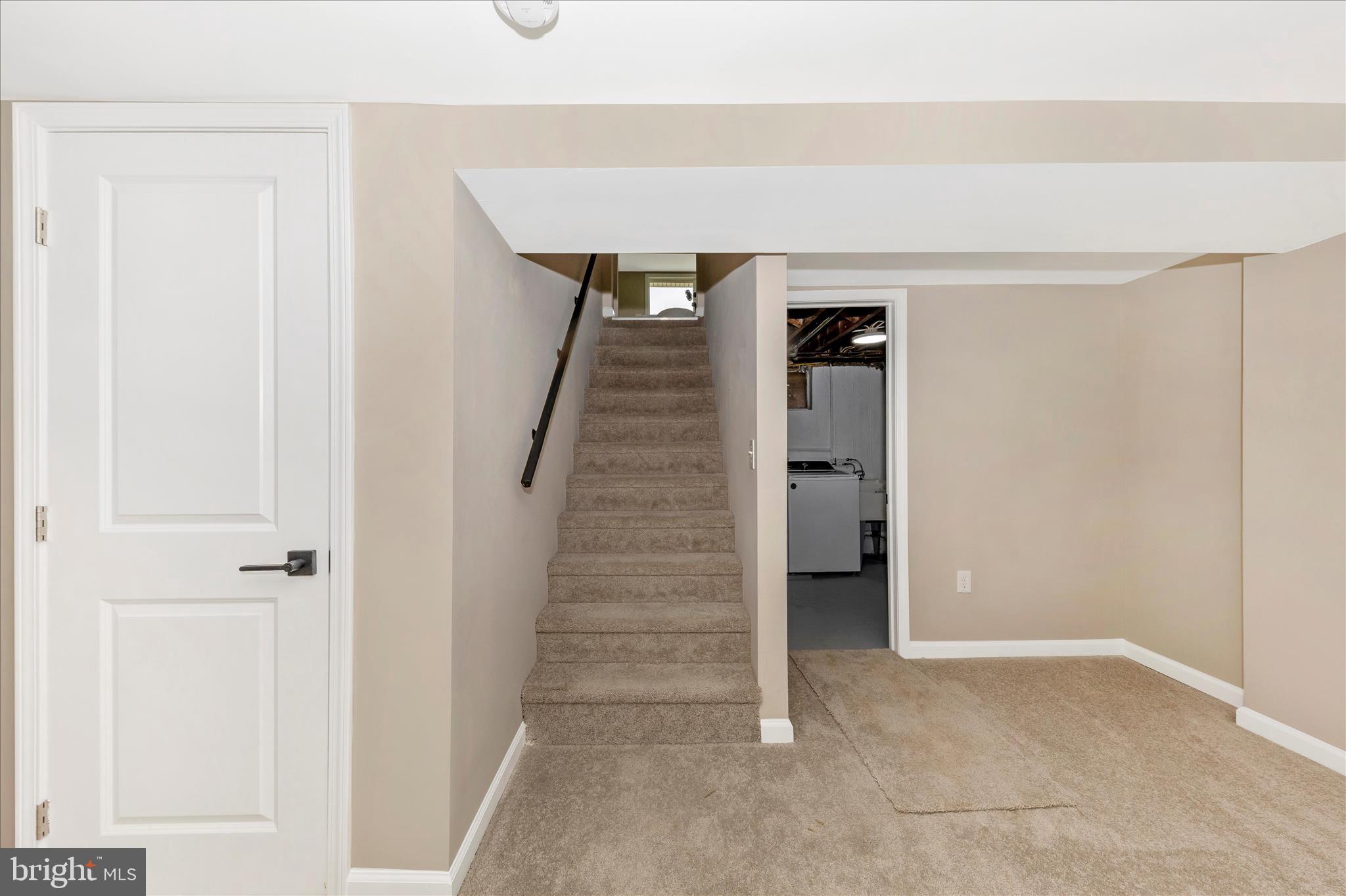 2506 Lindell Street Silver Spring, MD 20902 - Photo 25 of 47 a view of an entryway