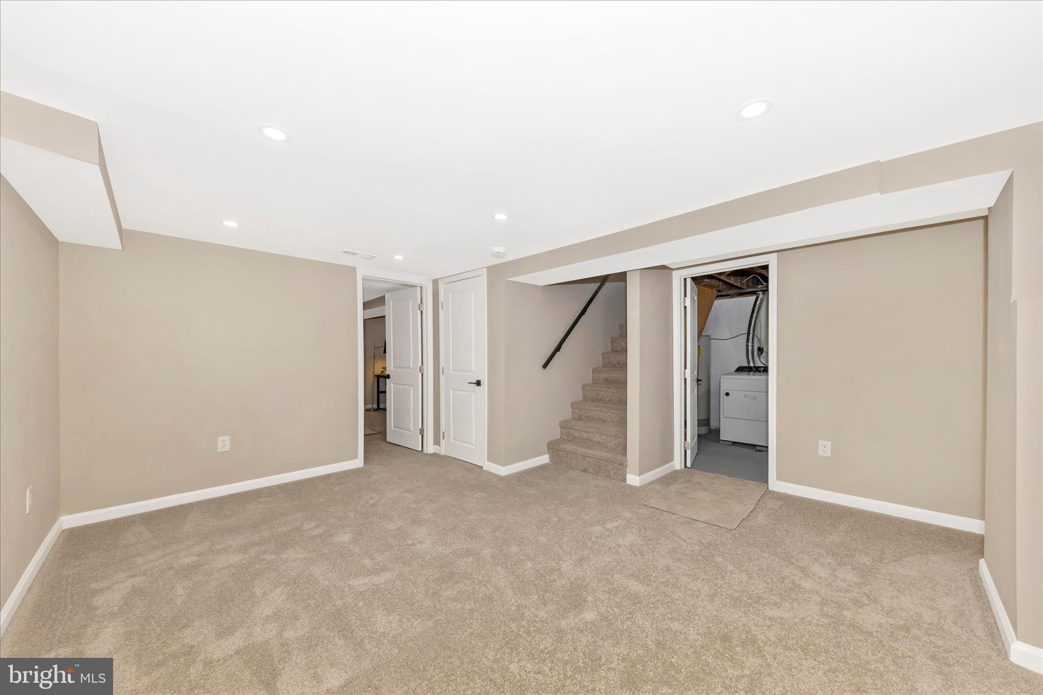 2506 Lindell Street Silver Spring, MD 20902 - Photo 28 of 47 a view of an empty room with a window