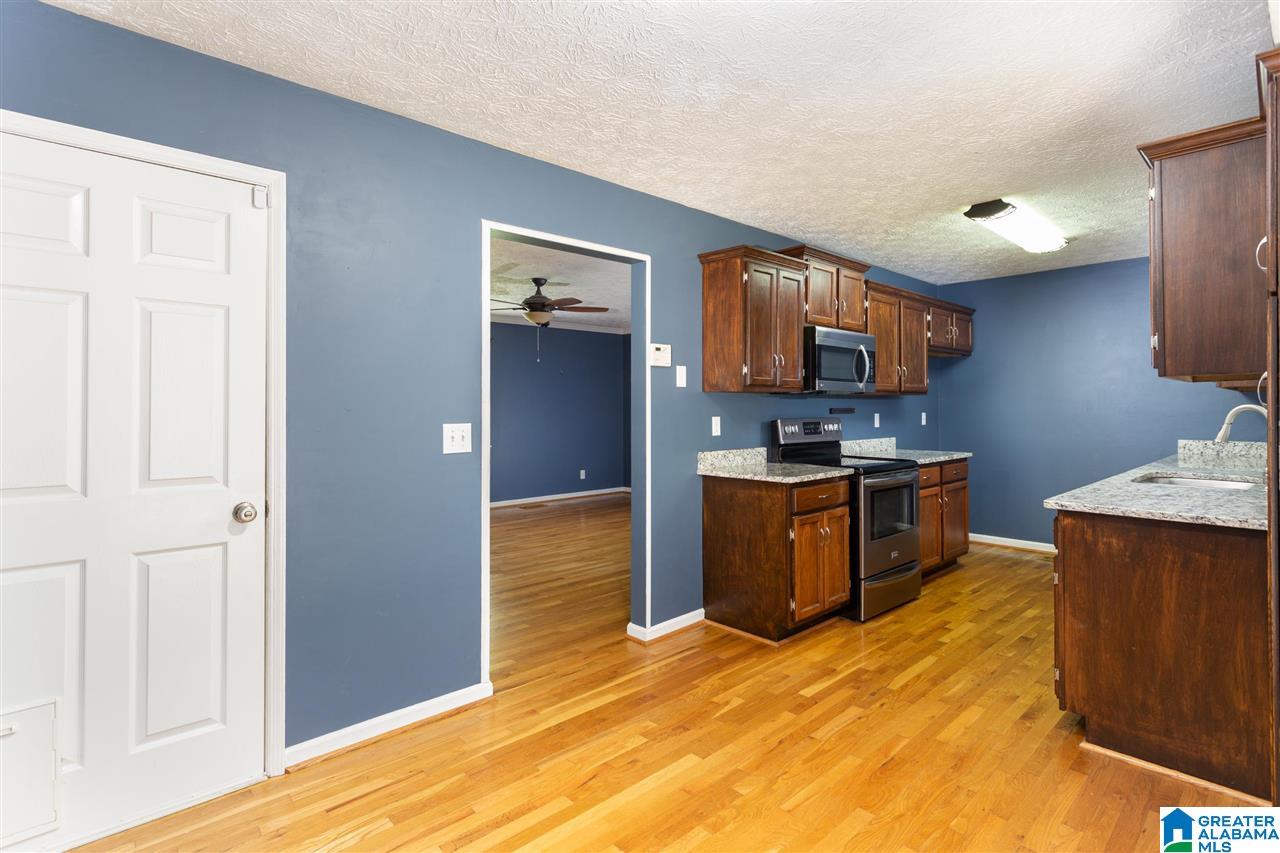 4421 Mayfair Road Anniston, AL 36207 - Photo 10 of 35