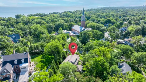 $2,995,000 | 646 Prospect Avenue, Winnetka, IL 60093