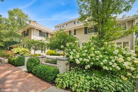 $2,995,000 | 646 Prospect Avenue, Winnetka, IL 60093