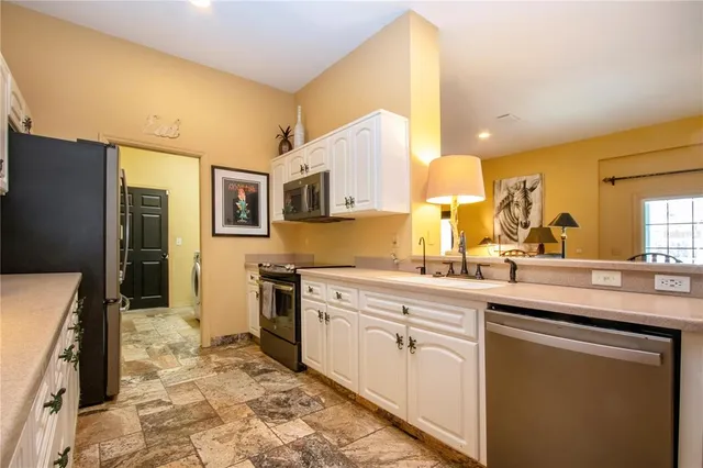 $599,000 | 403 Indian Meadow Court, Wimauma, FL 33598