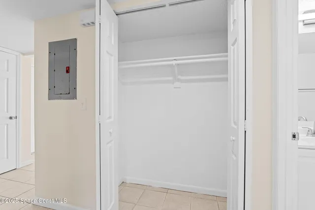 a view of walk in closet