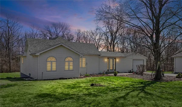 $210,000 | 19263 County Road 1370 East, Danville, IL 61834