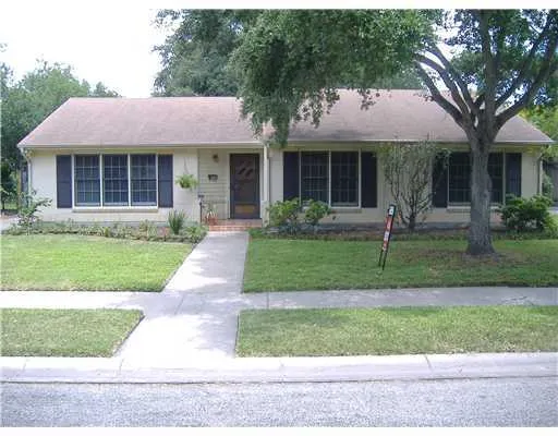 front view of house with a yard