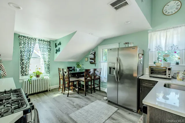 $3,600 | 43 James Street, Babylon, NY 11702