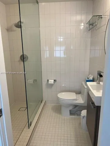 $1,500 | 1395 Daytonia Road, Unit 1, Miami Beach, FL 33141