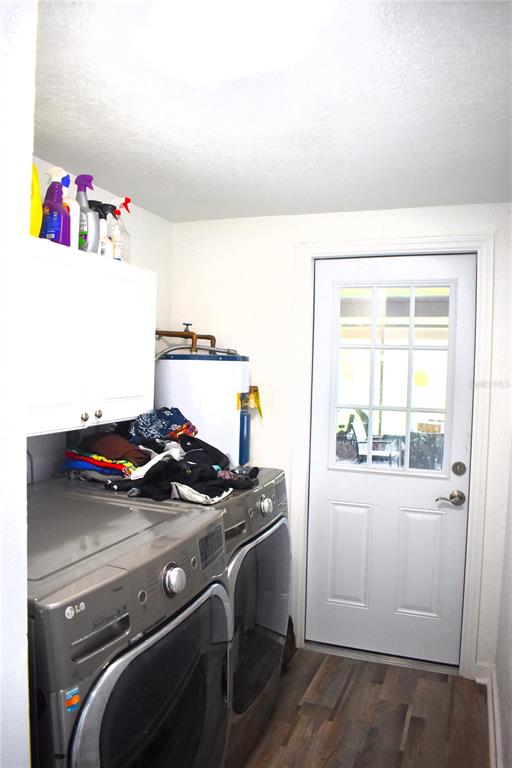 15355 Southwest 85th Avenue Dunnellon, FL 34432 - Photo 7 of 23 a room with storage and utility