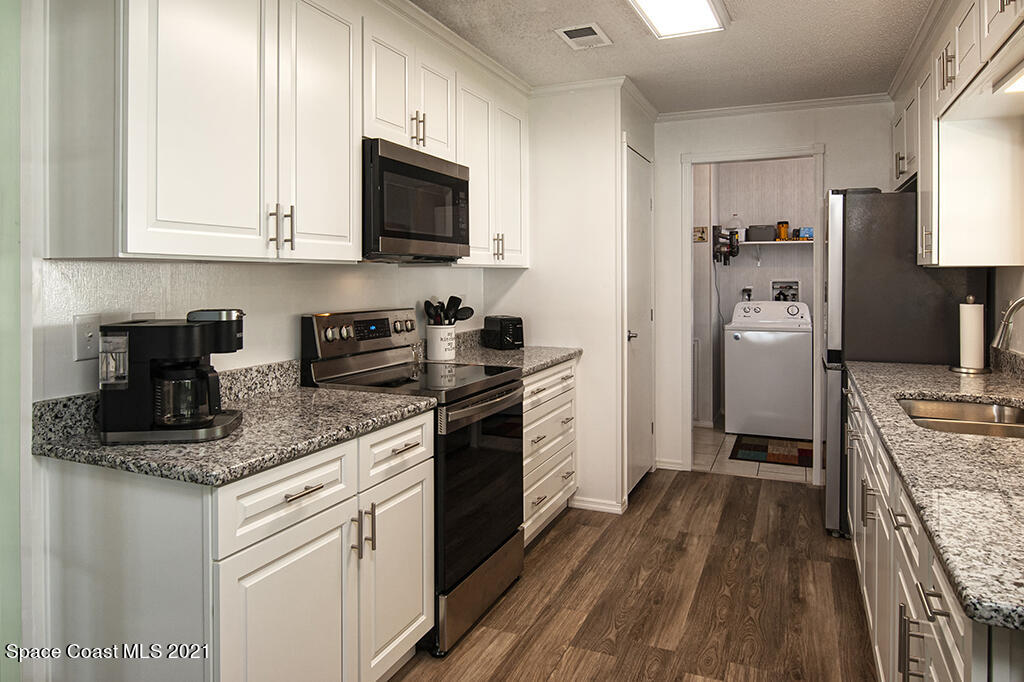 7490 Agawam Road Sebastian, FL 32976 - Photo 12 of 48 1DD8CE71-7A0D-4840-B933-AA59404D3559