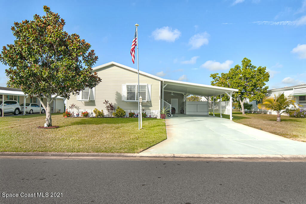 7490 Agawam Road Sebastian, FL 32976 - Photo 3 of 48 D5FBBCBE-DC03-4D14-9E79-F5A7A8FBC6DA