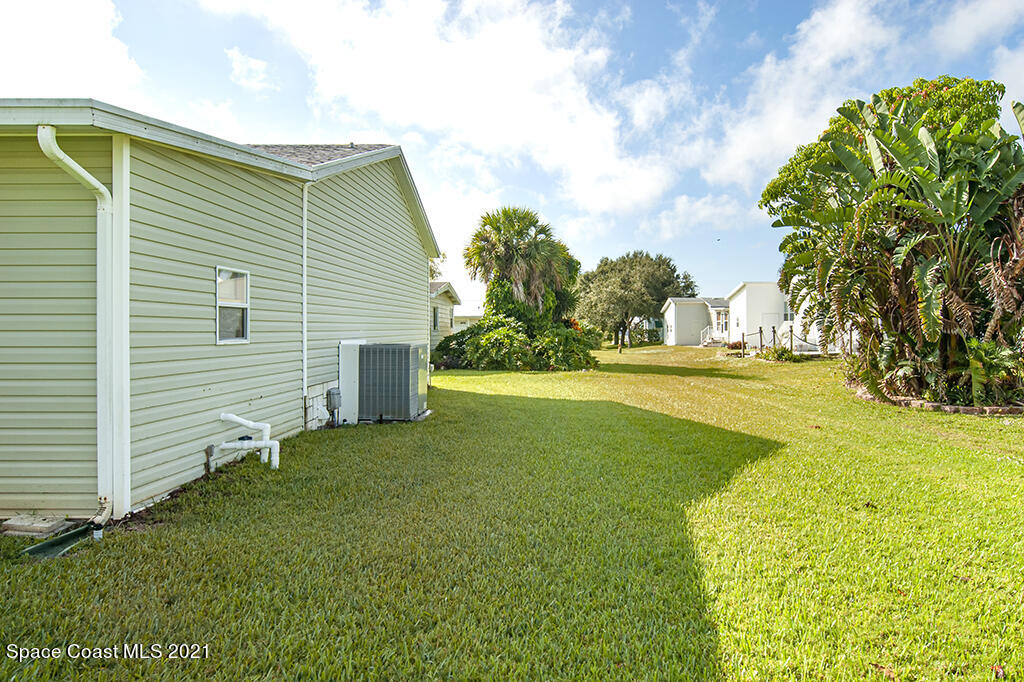 7490 Agawam Road Sebastian, FL 32976 - Photo 6 of 48 7CE22CB5-12A5-496A-B335-B113CFE65AB3