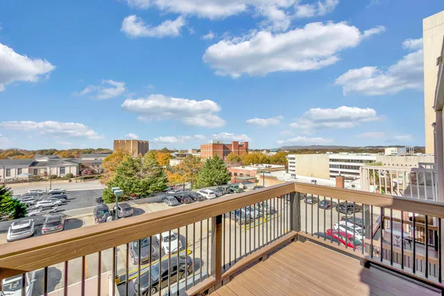 $449,882 | 233 North Main Street, Unit 506, Greenville, SC 29601
