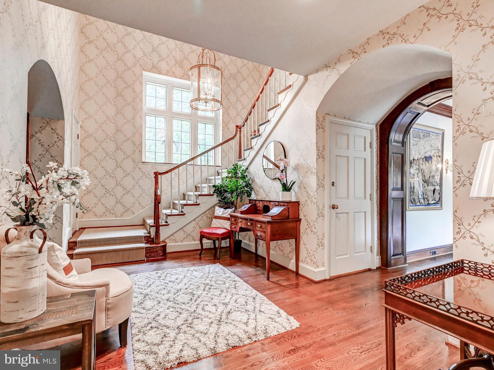 102 Cotswold Road Baltimore, MD 21210 - Photo 9 of 75