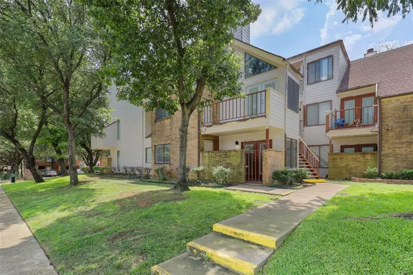 $134,500 | 2312 Balsam Drive, Unit A105, Arlington, TX 76006