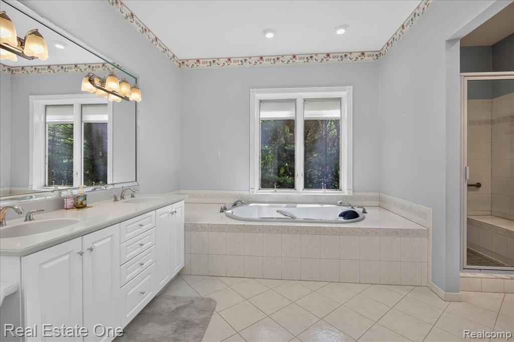 425 Courtney Road Leonard, MI 48367 - Photo 44 of 89 Gallery Image 44