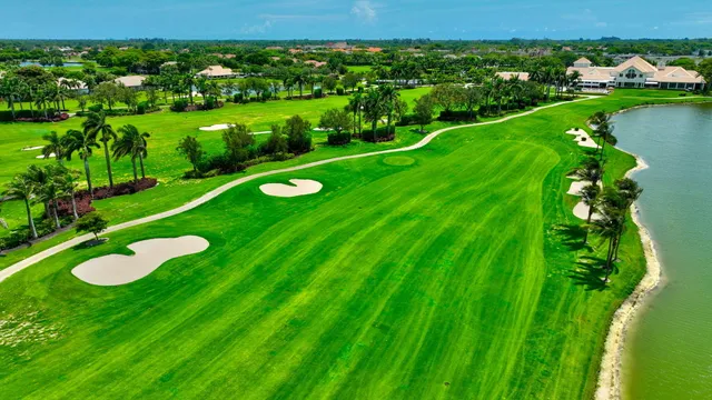 $428,000 | 6943 Fairway Lakes Drive, Boynton Beach, FL 33472