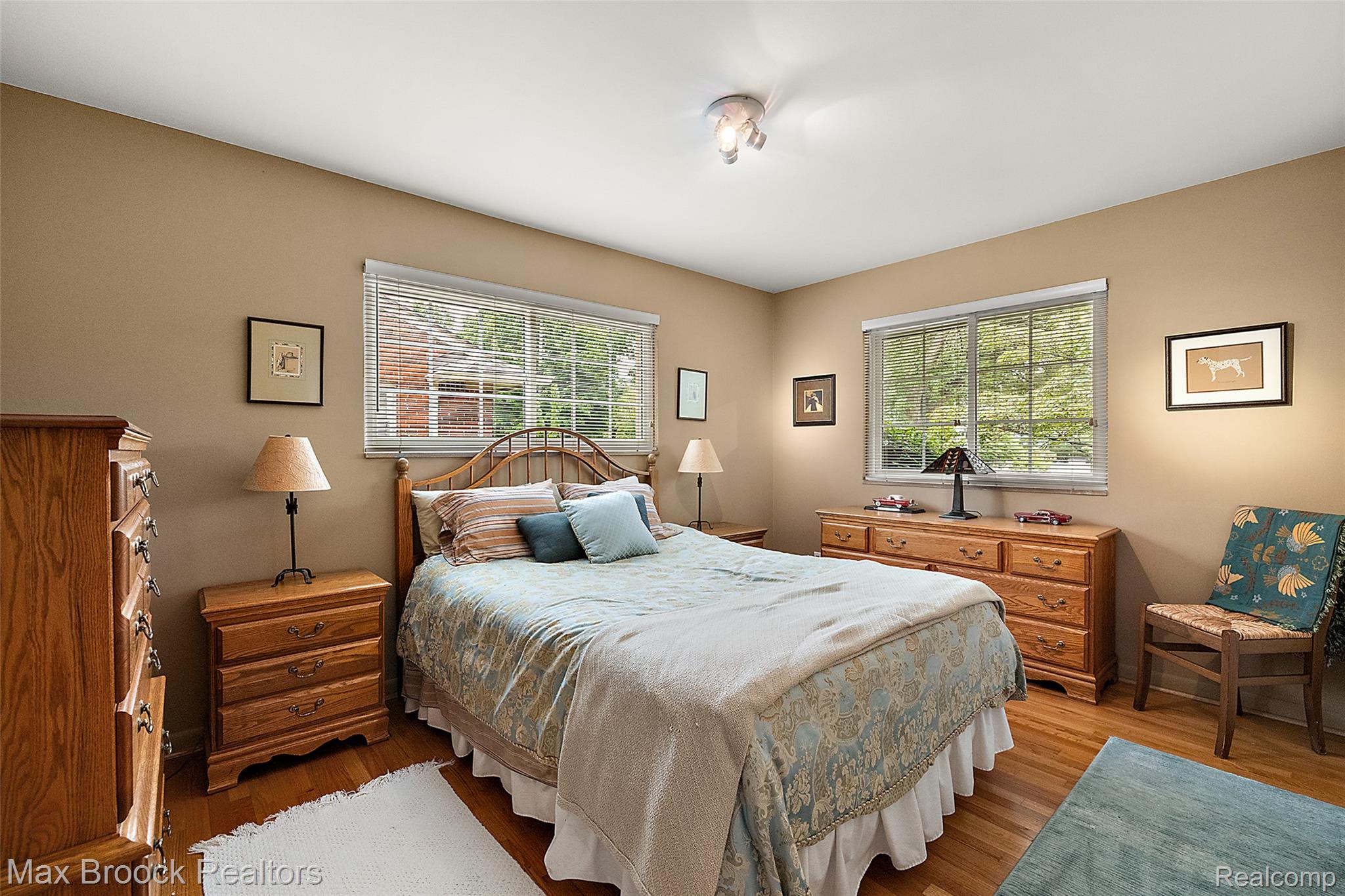 18408 Beverly Road Franklin, MI 48025 - Photo 12 of 34 18408 Beverly -58.jpg