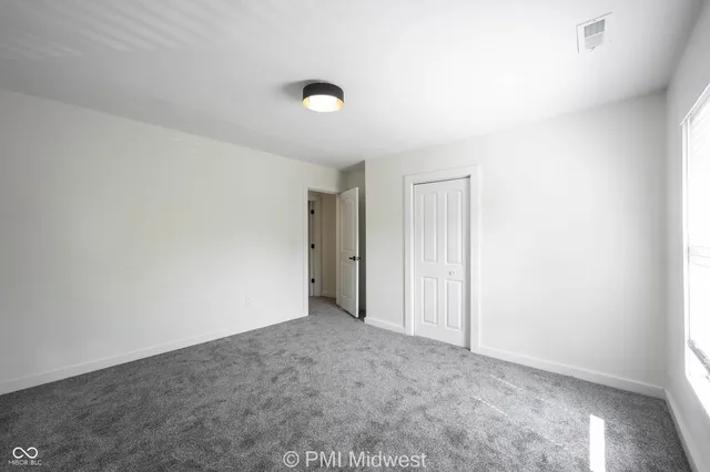 $1,400 | 426 North Bradley Avenue, Indianapolis, IN 46201