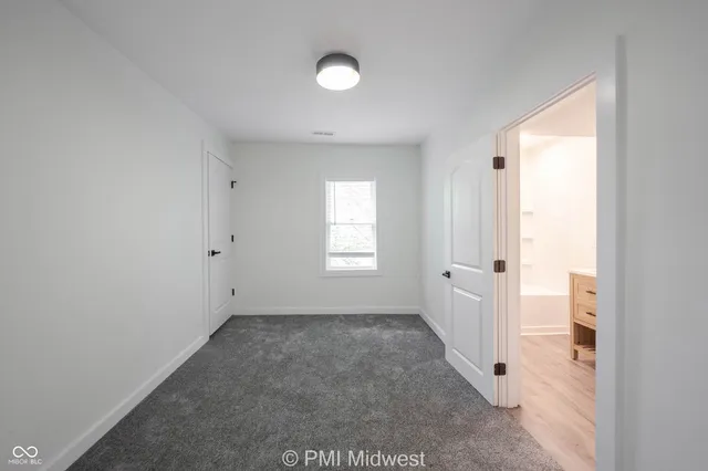 $1,400 | 426 North Bradley Avenue, Indianapolis, IN 46201