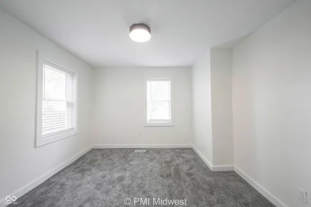 $1,400 | 426 North Bradley Avenue, Indianapolis, IN 46201