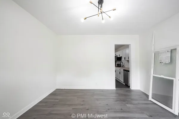 $1,400 | 426 North Bradley Avenue, Indianapolis, IN 46201