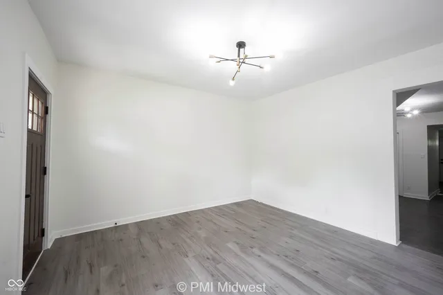 $1,400 | 426 North Bradley Avenue, Indianapolis, IN 46201