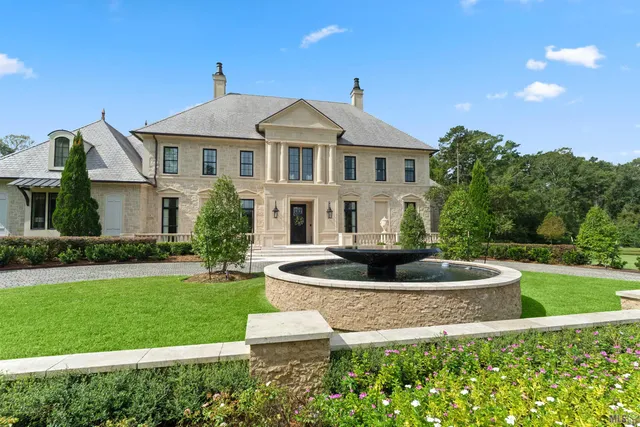 $5,900,000 | 23982 Ferry Landing Drive, Denham Springs, LA 70726