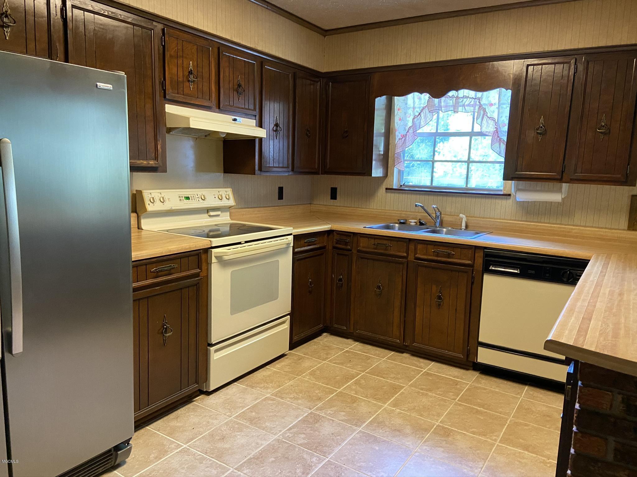 2431 D H Smith Road Vancleave, MS 39565 - Photo 5 of 27 IMG_2415