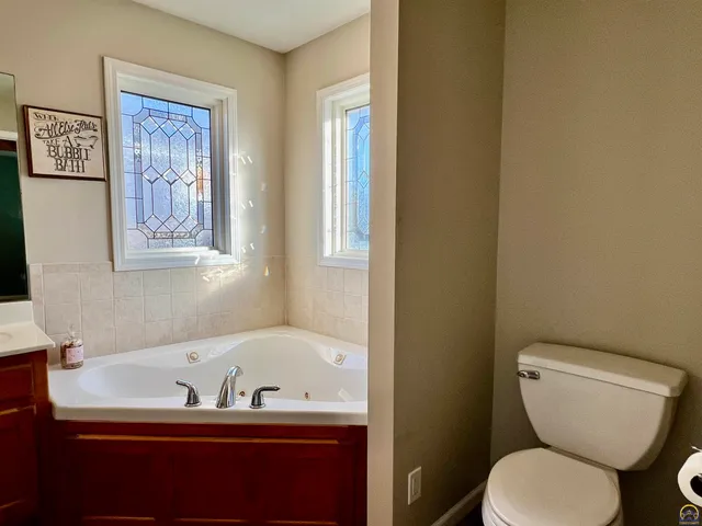 $324,980 | 3515 Southeast 25th Street, Topeka, KS 66605