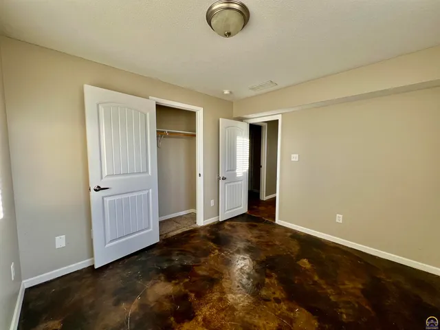 $324,980 | 3515 Southeast 25th Street, Topeka, KS 66605