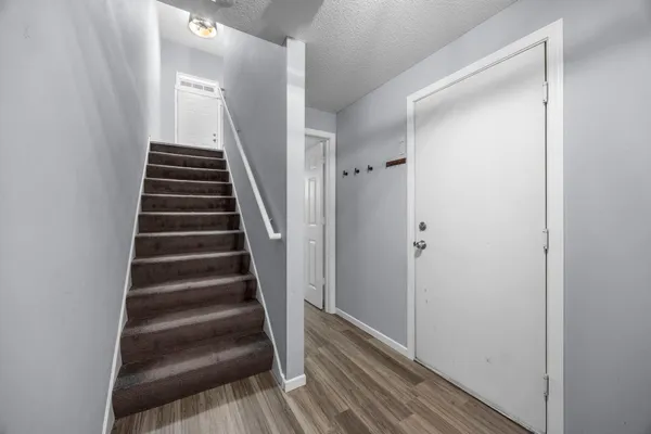 $399,900 | 1825 3rd Street Northeast, Minneapolis, MN 55418
