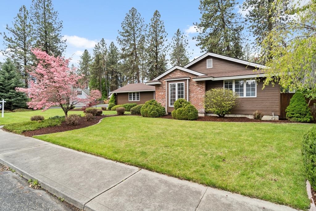 9923 North Arrowhead Drive Spokane, WA 99208 - Photo 3 of 49