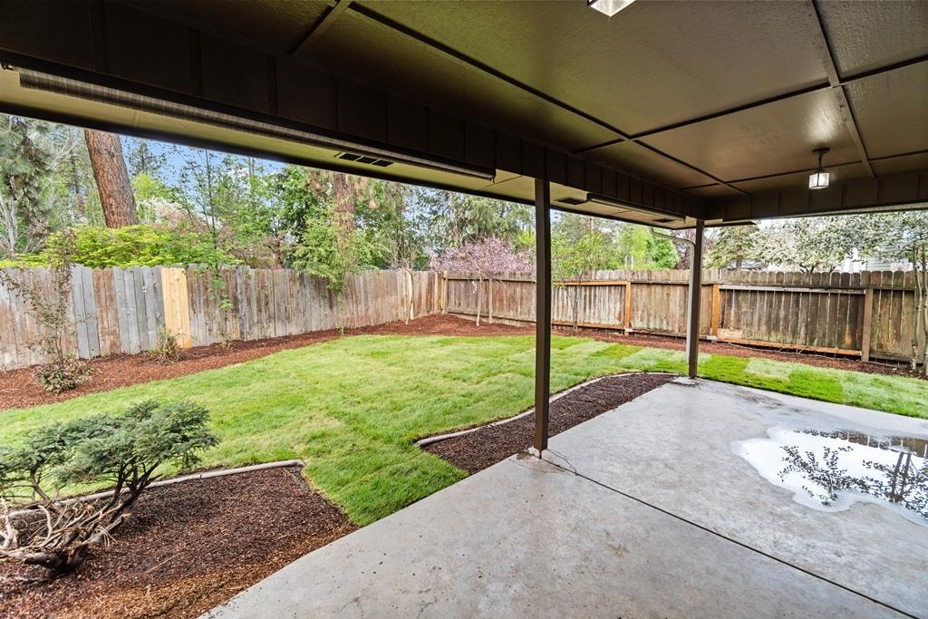 9923 North Arrowhead Drive Spokane, WA 99208 - Photo 45 of 49