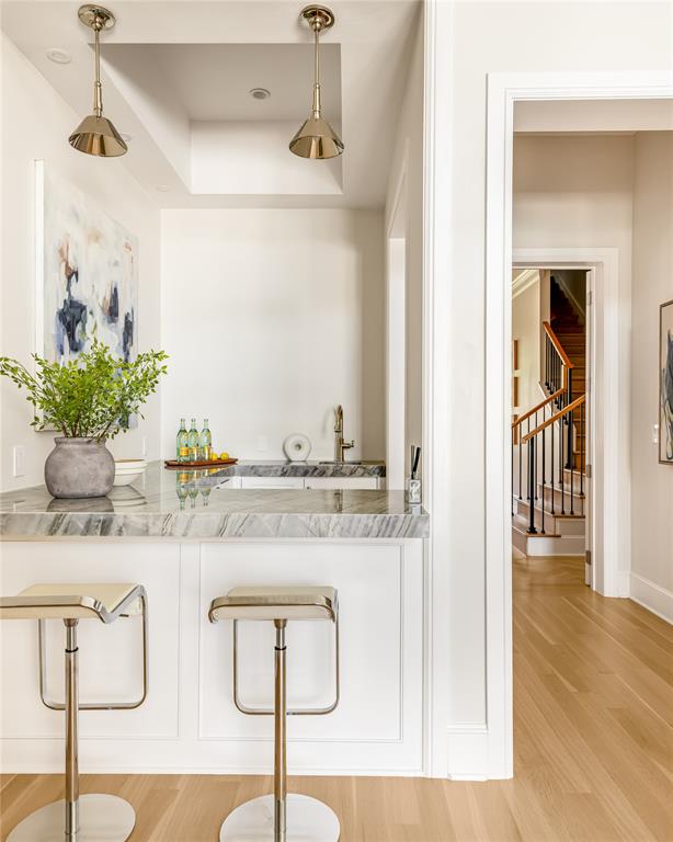 7110 Robin Road Dallas, TX 75209 - Photo 7 of 28 Gallery Image 7