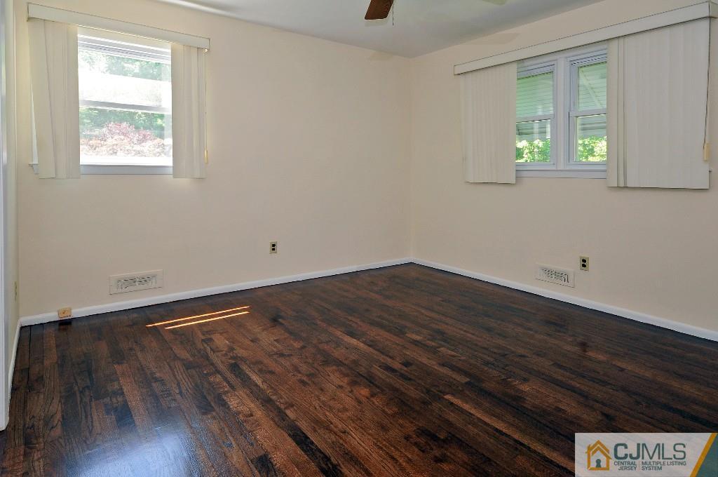30 Alexander Road East Brunswick, NJ 08816 - Photo 12 of 24 Gallery Image 12