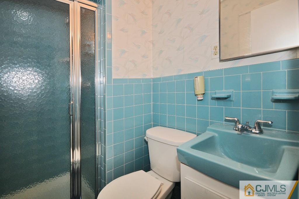 30 Alexander Road East Brunswick, NJ 08816 - Photo 17 of 24 Gallery Image 17