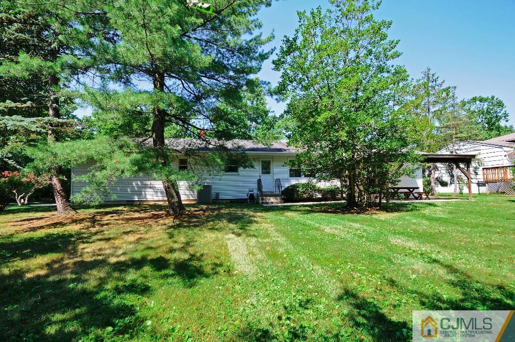 30 Alexander Road East Brunswick, NJ 08816 - Photo 21 of 24 Gallery Image 21