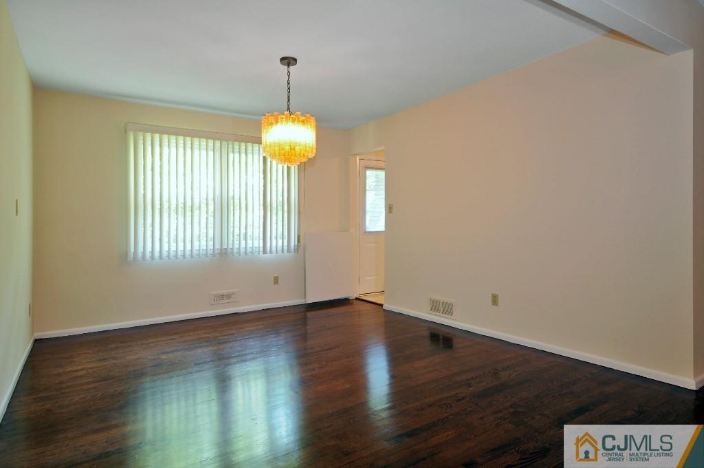 30 Alexander Road East Brunswick, NJ 08816 - Photo 9 of 24 Gallery Image 9
