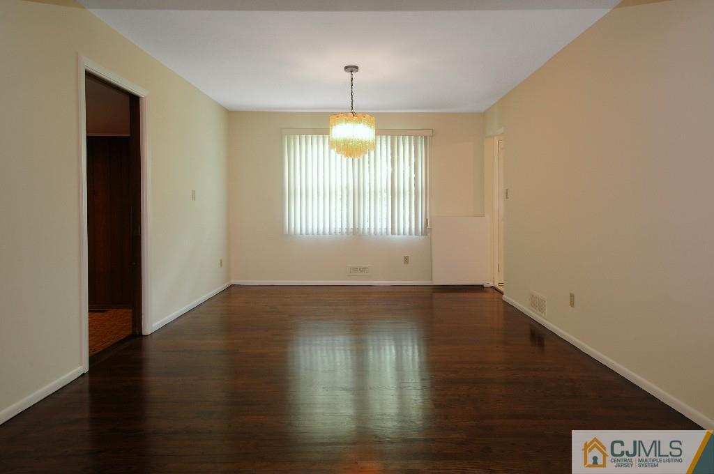 30 Alexander Road East Brunswick, NJ 08816 - Photo 10 of 24 Gallery Image 10