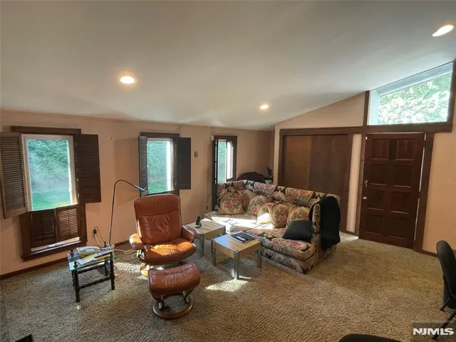 $1,079,000 | 1 Grange Court, Teaneck, NJ 07666