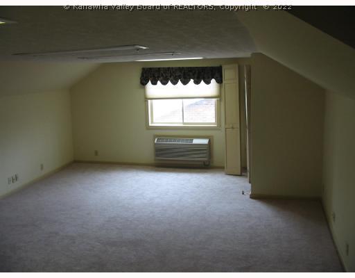 5325 Shadowbrook Road Charleston, WV 25313 - Photo 5 of 8 Other.