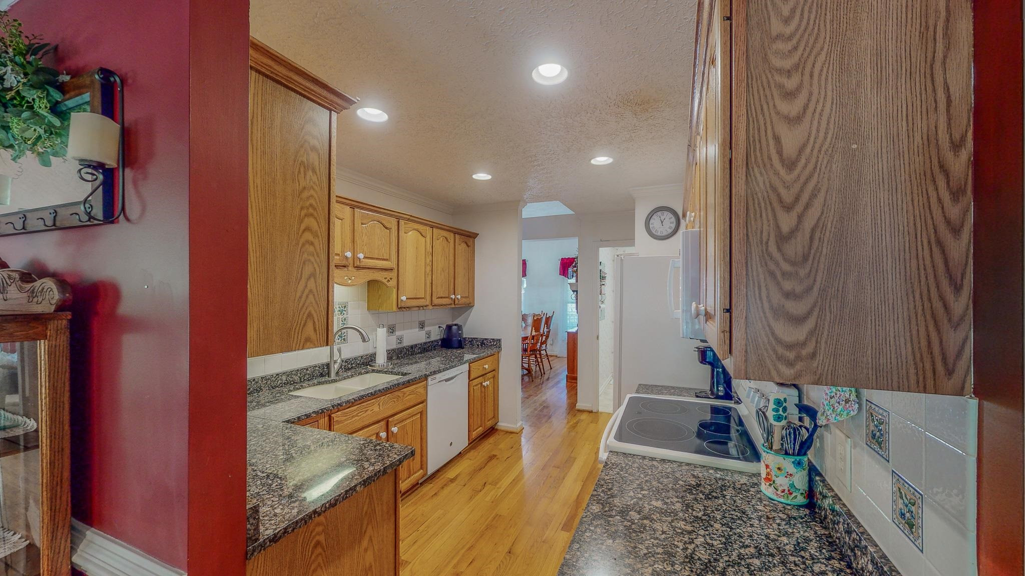 17 Richland Road Roxboro, NC 27574 - Photo 48 of 63 view of hall way with mirror