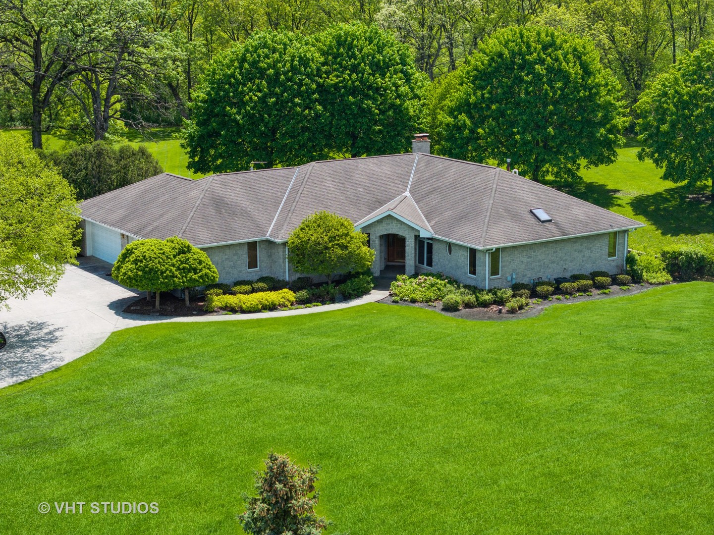 26825 West Molidor Road Round Lake, IL 60073 - Photo 14 of 27 Gallery Image 14