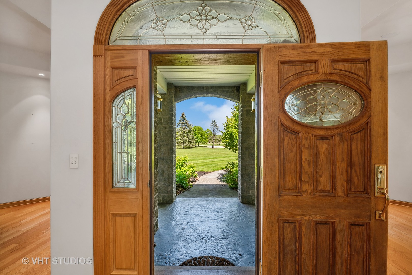 26825 West Molidor Road Round Lake, IL 60073 - Photo 3 of 27 Gallery Image 3