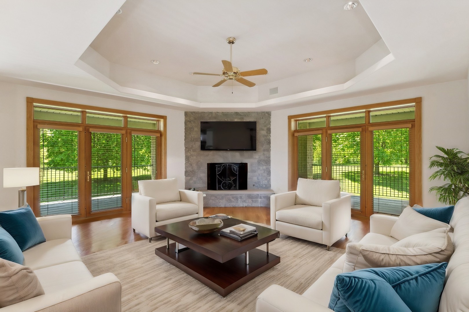 26825 West Molidor Road Round Lake, IL 60073 - Photo 7 of 27 Gallery Image 7