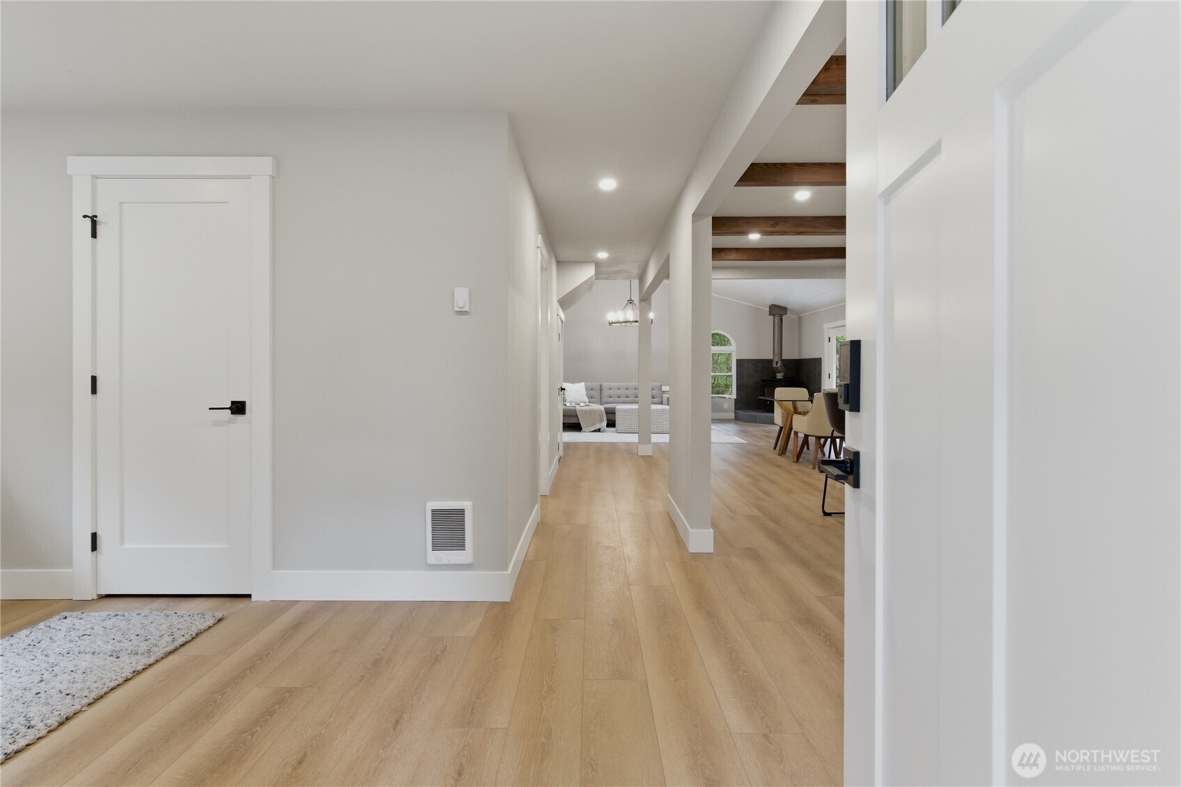 25816 178th Street Southeast Monroe, WA 98272 - Photo 6 of 40 a view of a living room with kitchen