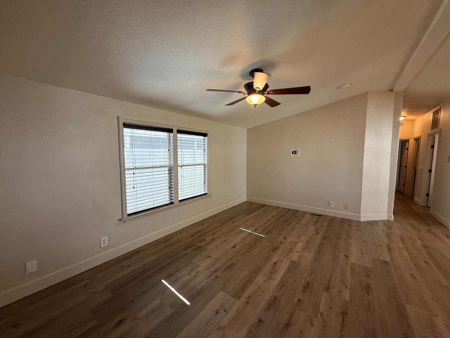 2841 Fowler Road, Unit 49 Ceres, CA 95307 - Photo 6 of 19 Gallery Image 6