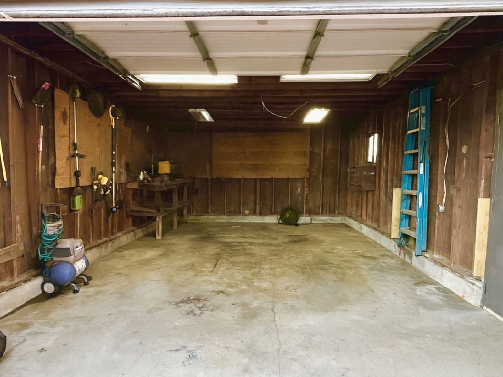 1800 Ozment Road Dyersburg, TN 38024 - Photo 10 of 30 a view of empty room with wooden floor